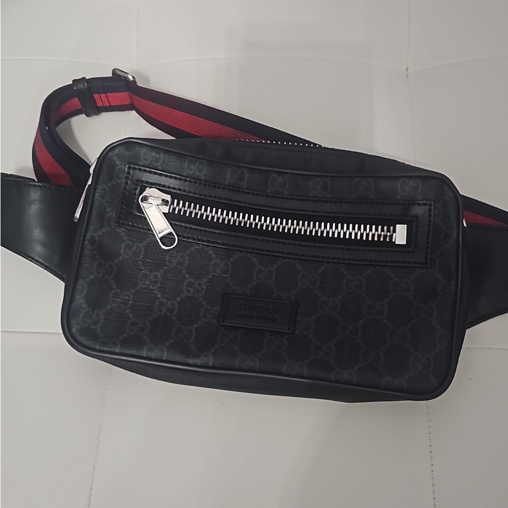 Gucci Black and Gray Monogram Belt Bag - Picture 3 of 5